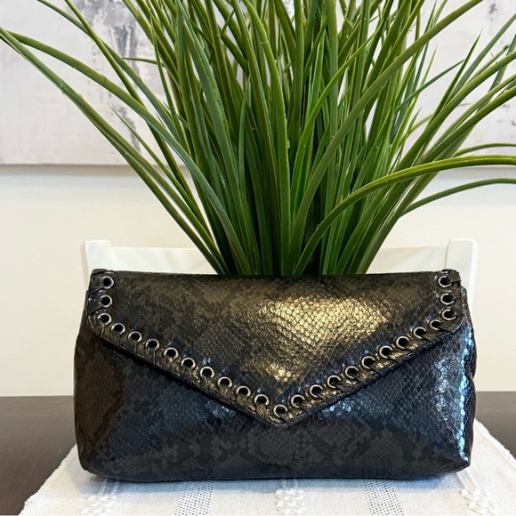 Rebecca Minkoff Handbags - Rebecca Minkoff Whip Clutch